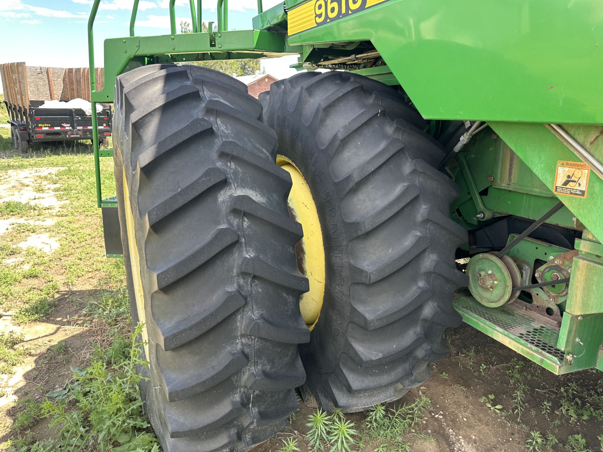 Used John Deere 9610 Maximizer Combine. Model 9610. - Image 7 of 12