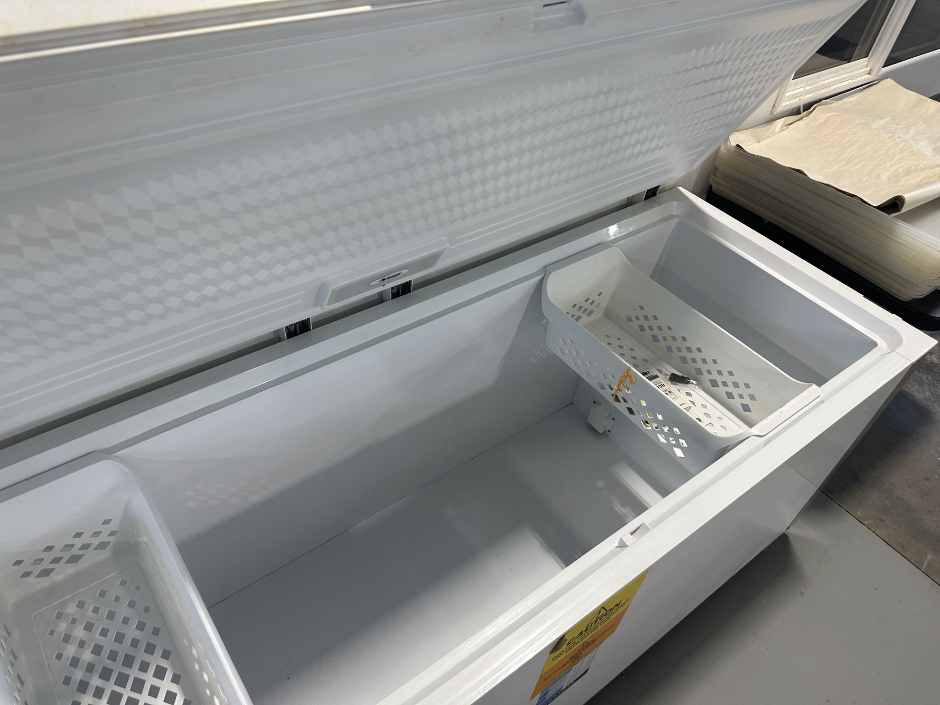 New/Unused Summit Research Chest Freezer. Model VT225 - Image 4 of 6