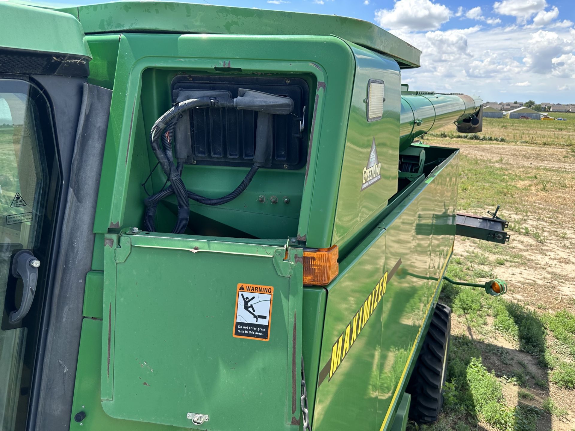 Used John Deere 9610 Maximizer Combine. Model 9610. - Image 8 of 12