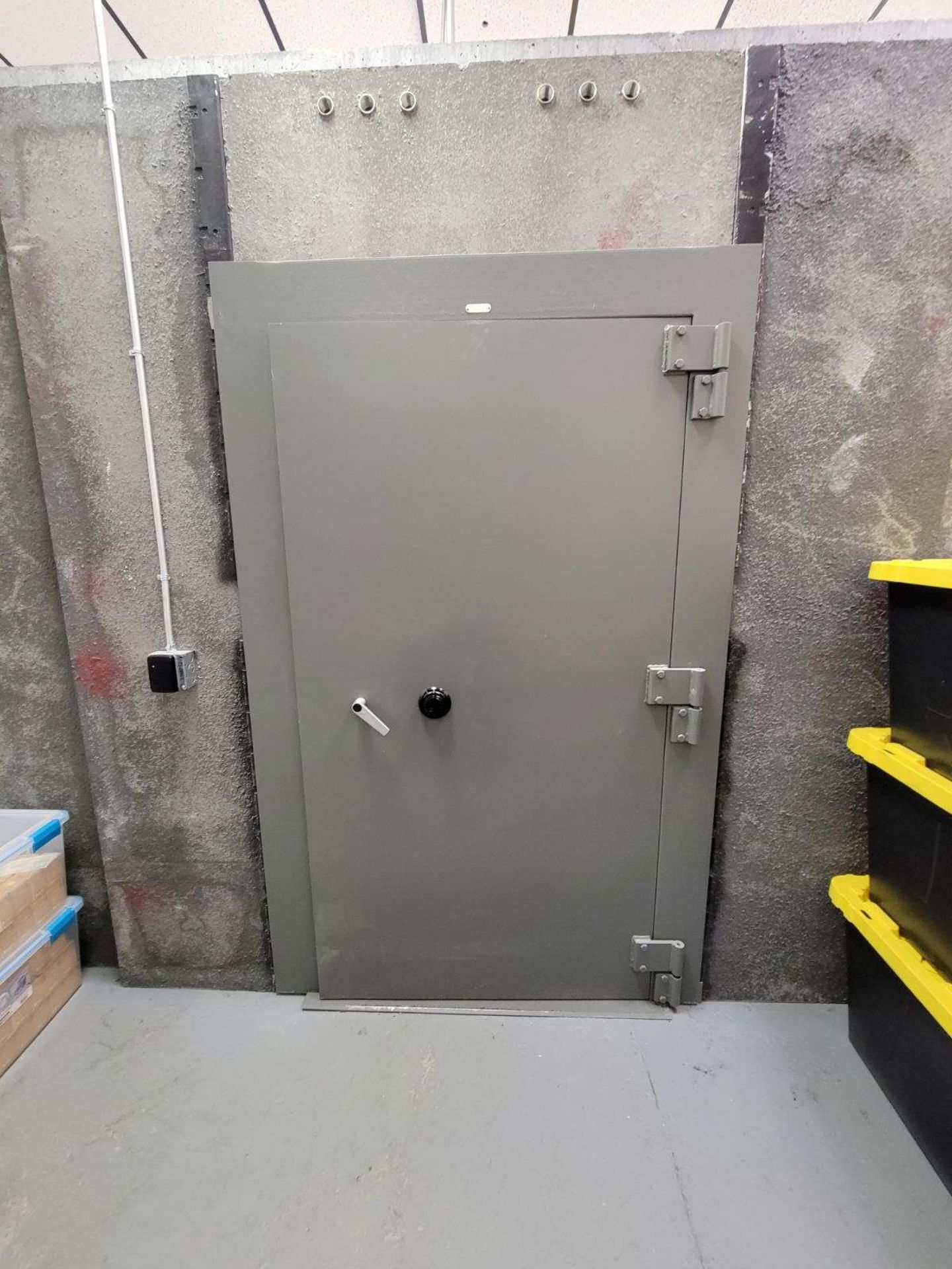 Used Hamilton Class-5 Security Bank Modular Vault w/ Ceiling. OAD: 145" L/D x 145" x 106" H - Image 4 of 5
