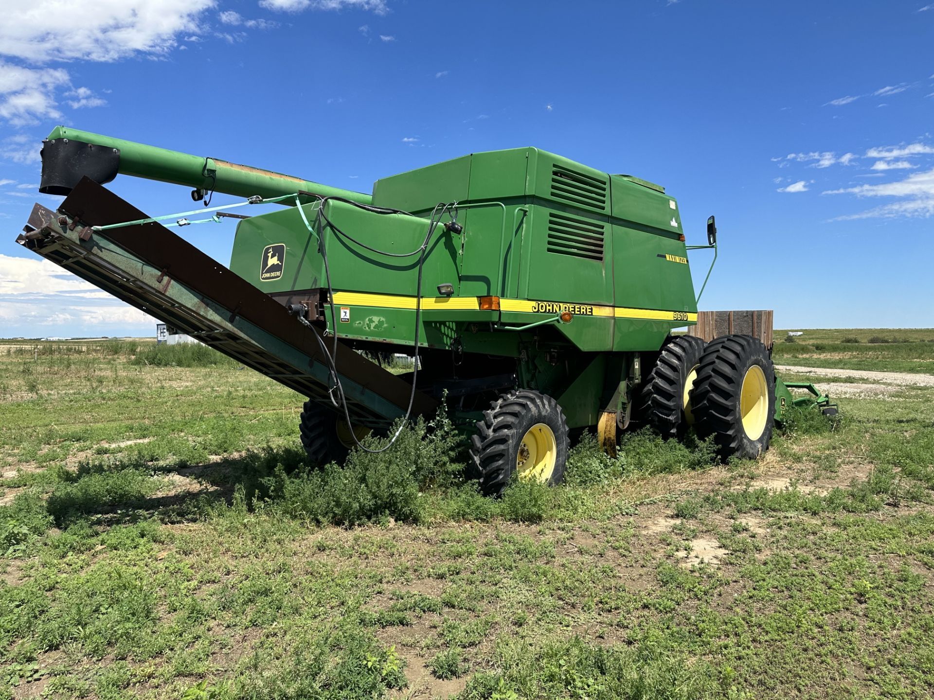 Used John Deere 9610 Maximizer Combine. Model 9610. - Image 2 of 3