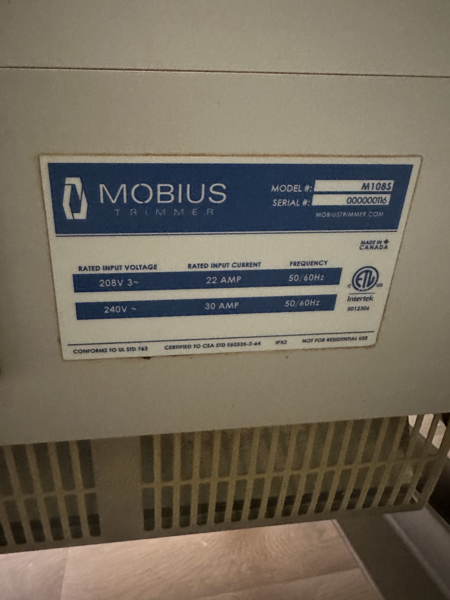 Used Mobius 108S Auto Commercial Cannabis Trimmer. Model 108S - Image 7 of 10
