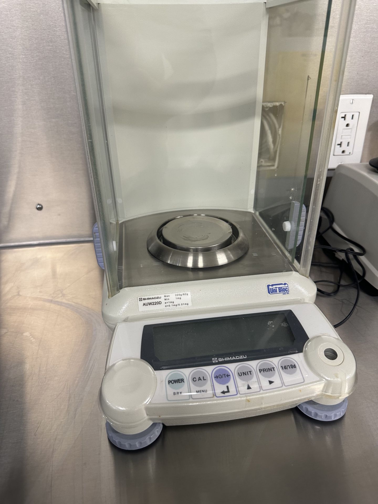 Lot of Used Lab Equiipment Including Shimadzu Lab Scale, Oxford BenchMate VM-D. + More - Image 2 of 6
