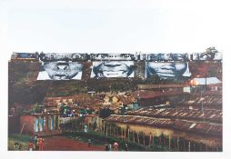 JR (1983 Paris – lebt in Paris und New York)