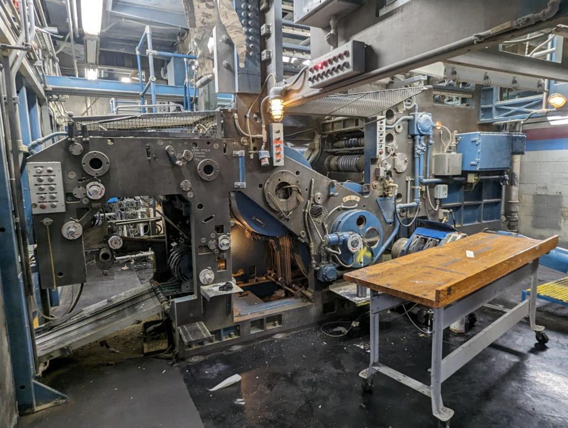 LOT: 2 WARS-NR-441 Cerutti 4-Color Gravure Press Model ES25 (1981), In-Line Configuration, 78 in. Ma - Image 21 of 38