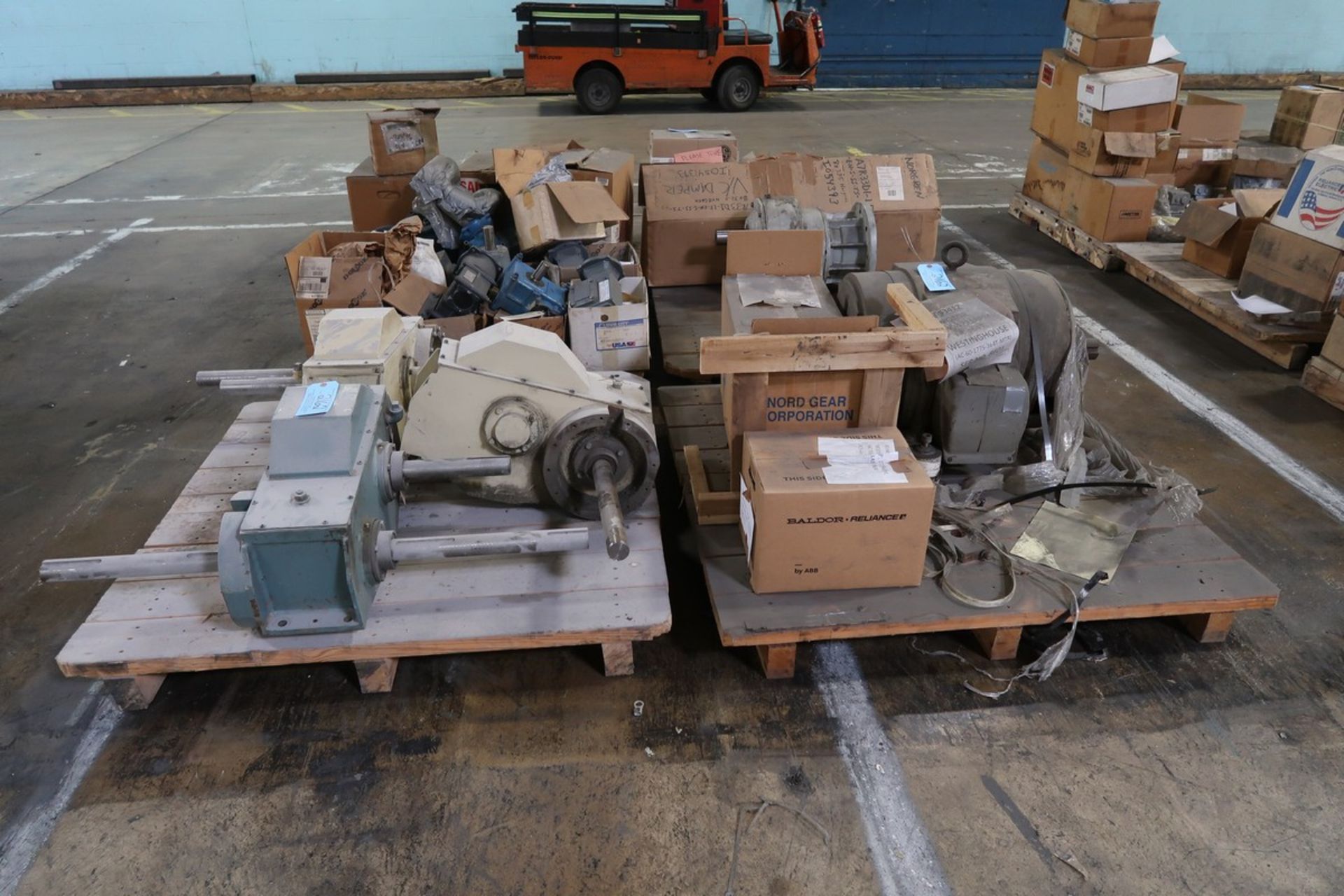 (6) Pallets of Assorted Motors & Gear Boxes - Bild 2 aus 8