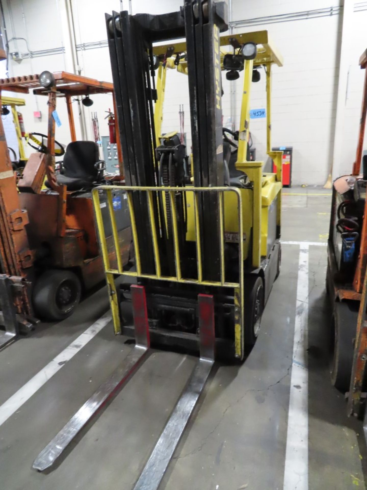 HYSTER MDL. E50XN-33 4,800LB. CAPACITY ELECTRIC FORKLIFT TRUCK