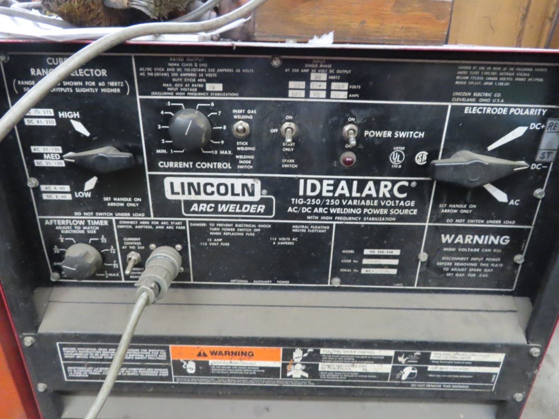 LINCOLN IDEALARC TIG 250/2500 VARIABLE VOLTAGE AC/DC ARC WELDING POWER SOURCE - Image 2 of 2