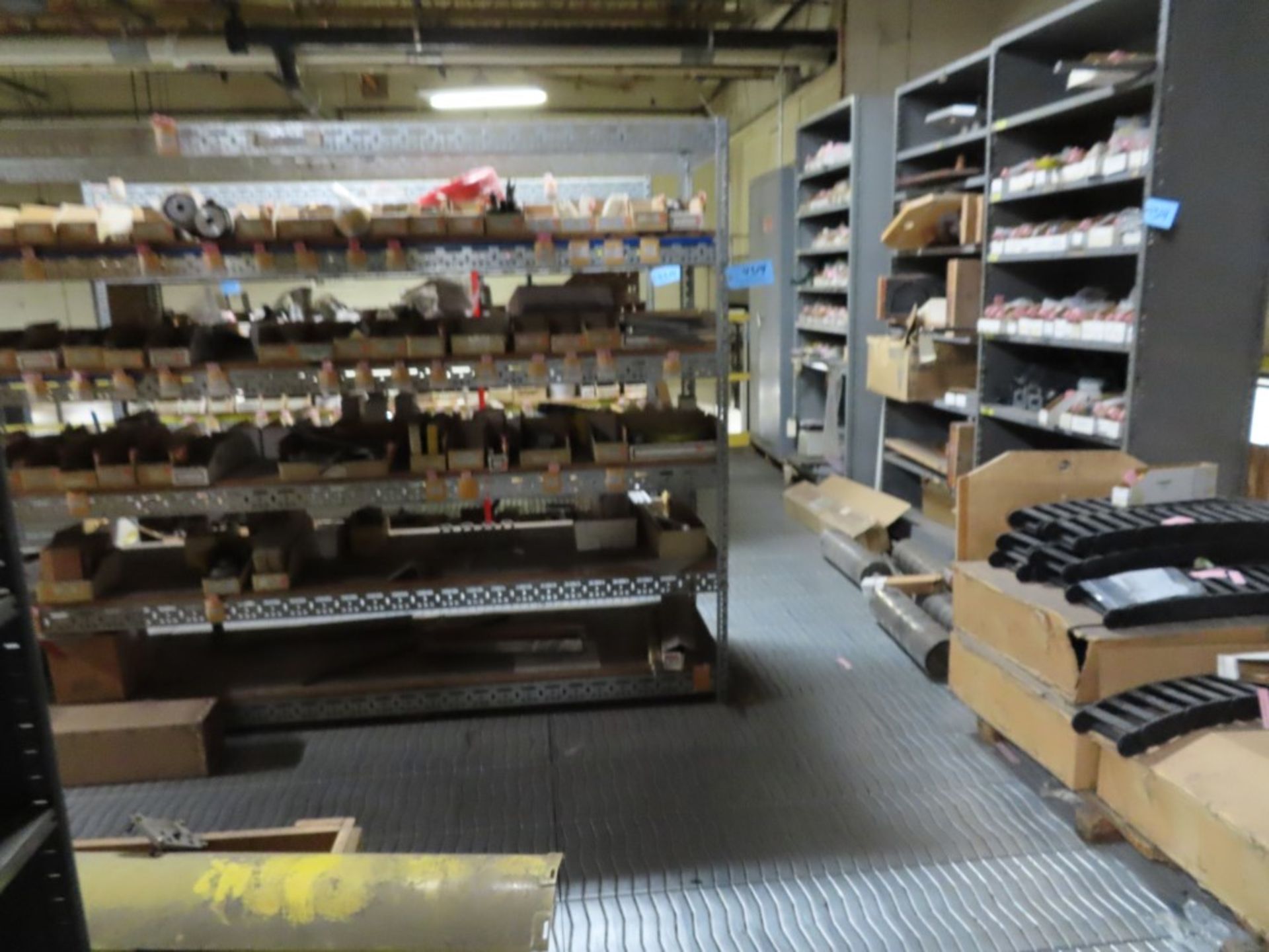FIRST 1/2 OF MEZZANINE SHELVING, INCLUDING: HAND WHEELS, GEAR BOXES, CYLINDERS, SHAFTS, SPROCKETS (N - Image 2 of 7