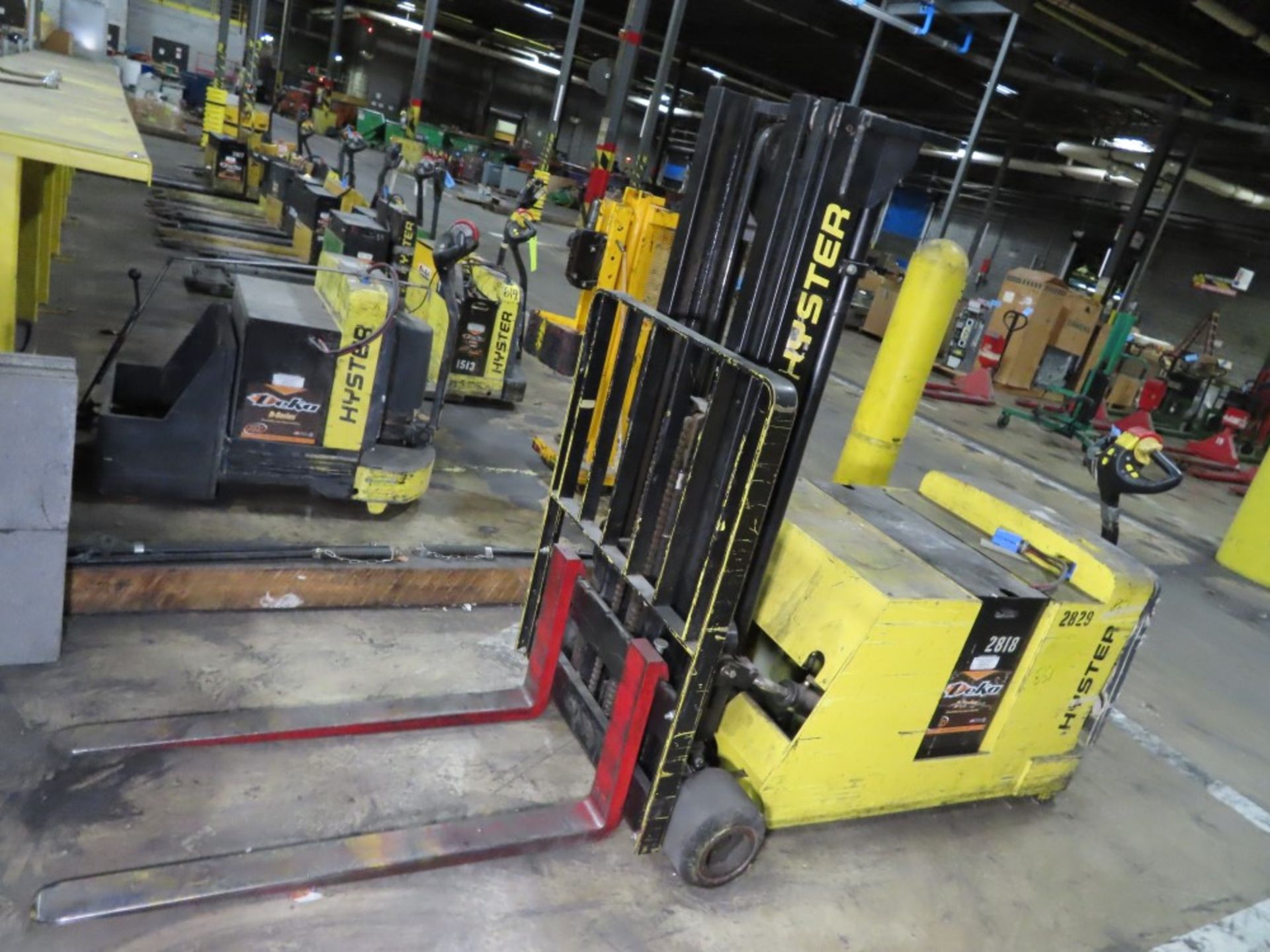 HYSTER MDL. W40ZC 4,000LB. CAPACITY ELECTRIC LIFT TRUCK - Image 2 of 2