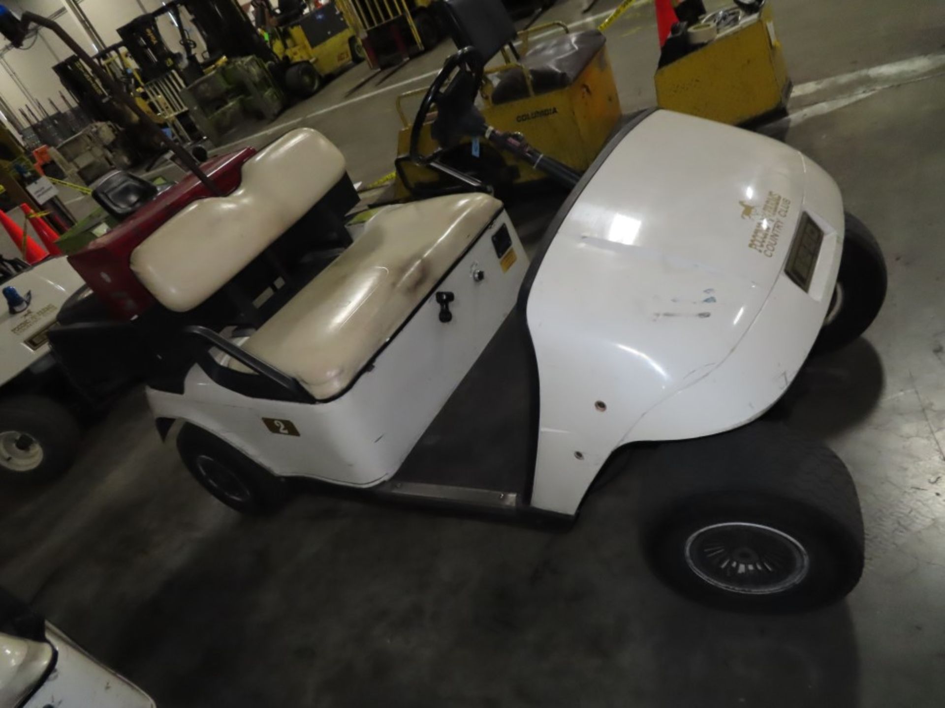 EZ-GO BATTERY POWERED GOLF CART, W/ CHARGER - Image 2 of 3
