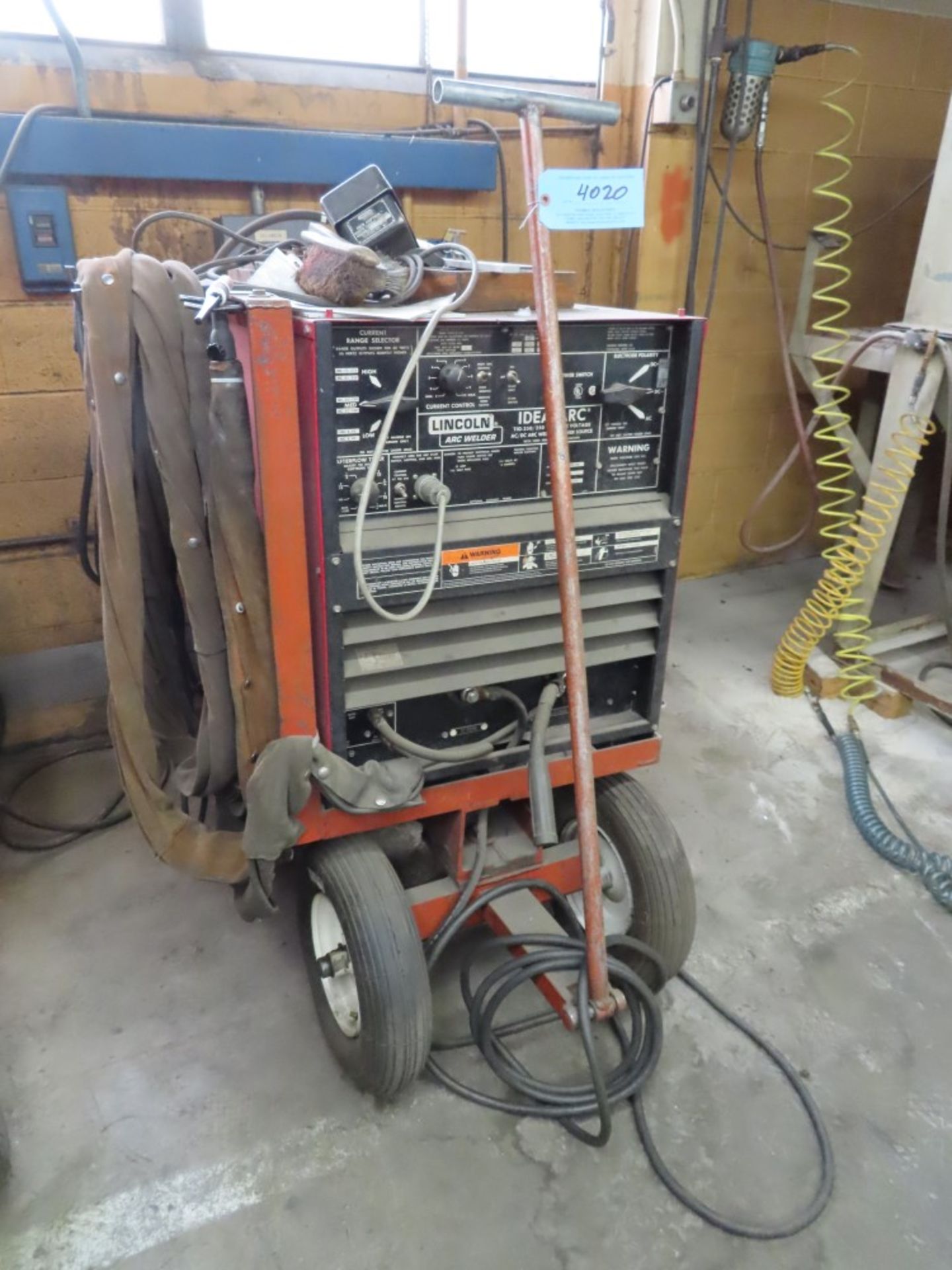 LINCOLN IDEALARC TIG 250/2500 VARIABLE VOLTAGE AC/DC ARC WELDING POWER SOURCE