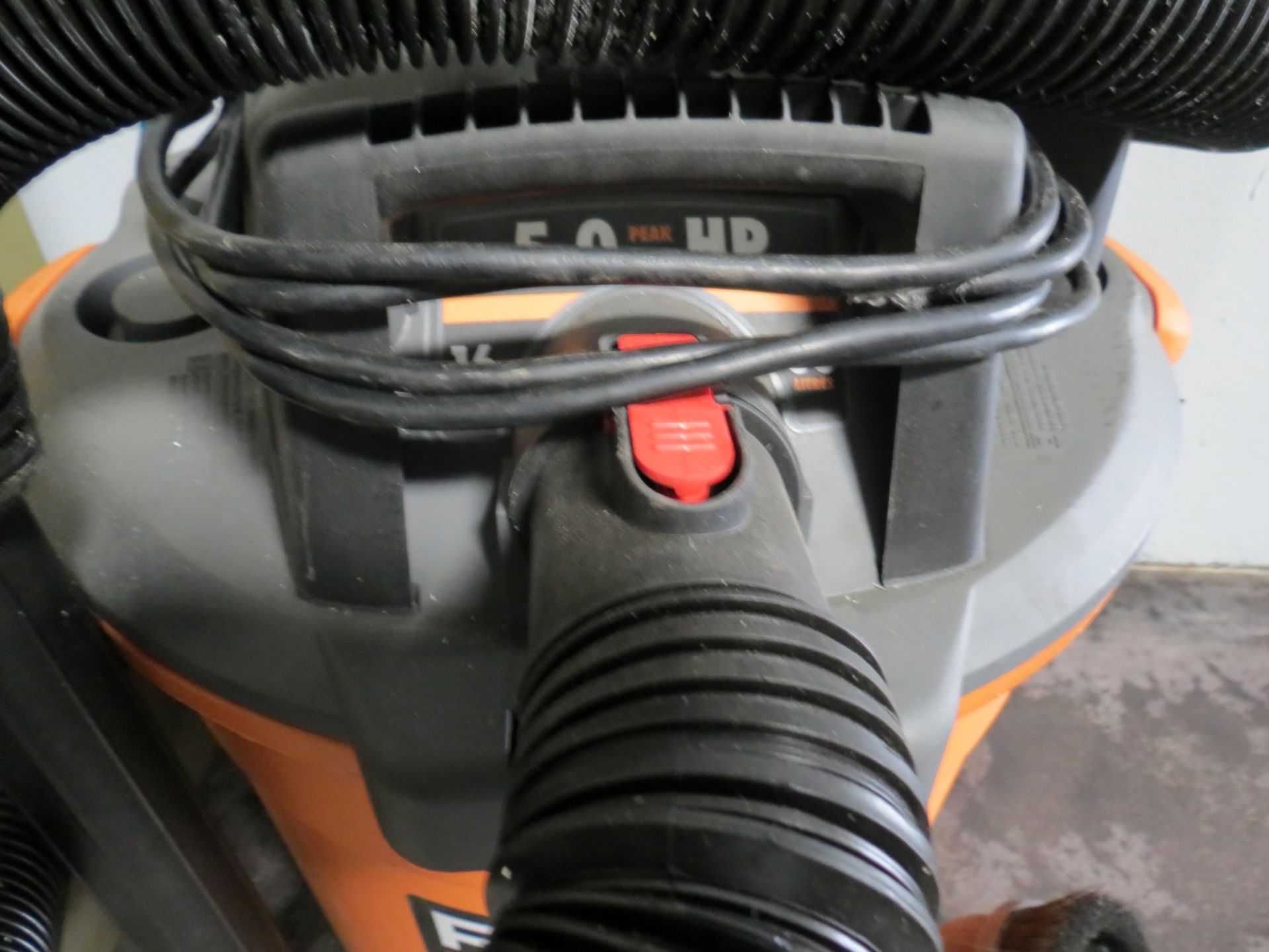 RIGID 5HP WET / DRY SHOP VAC - Image 2 of 2