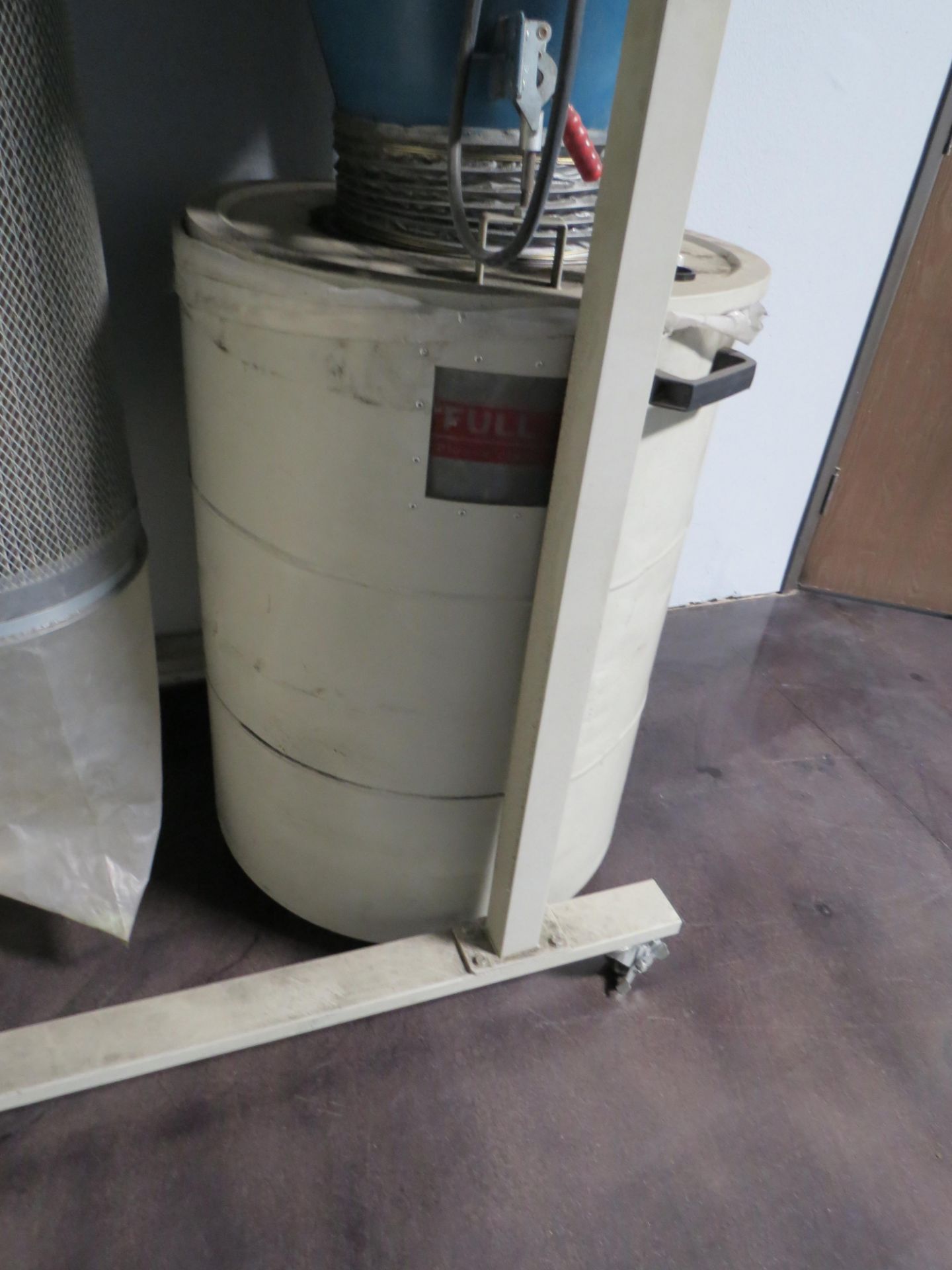 2017 BAILEIGH MDL: DC-2100C DUST COLLECTOR SN: D17030227 WITH APPROX 50 GALLON DRUM - Image 5 of 5