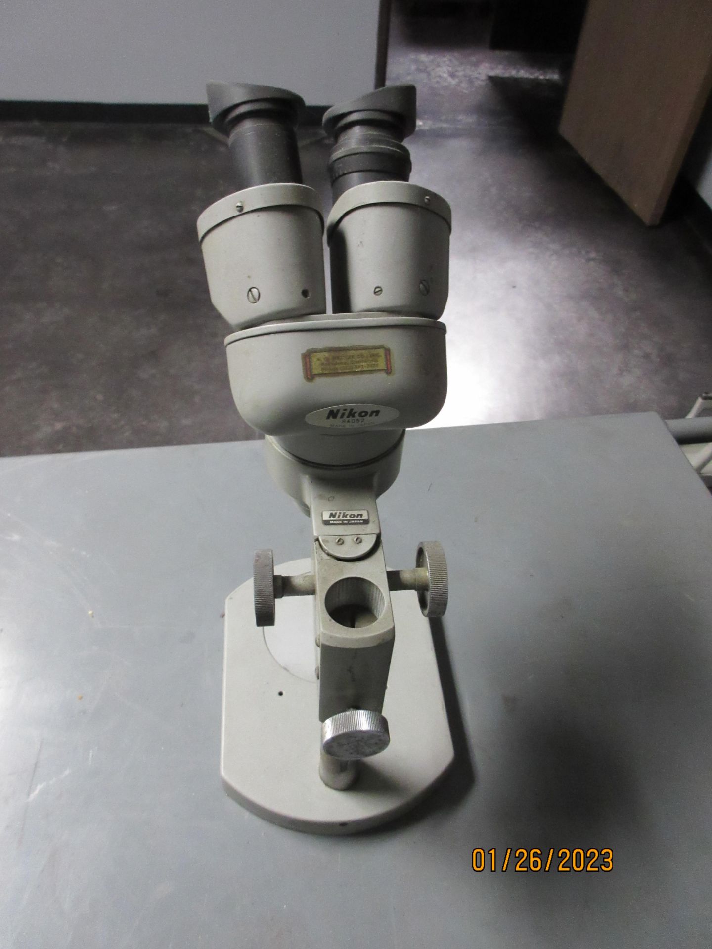 NIKON 84052 STEREO MICROSCOPE