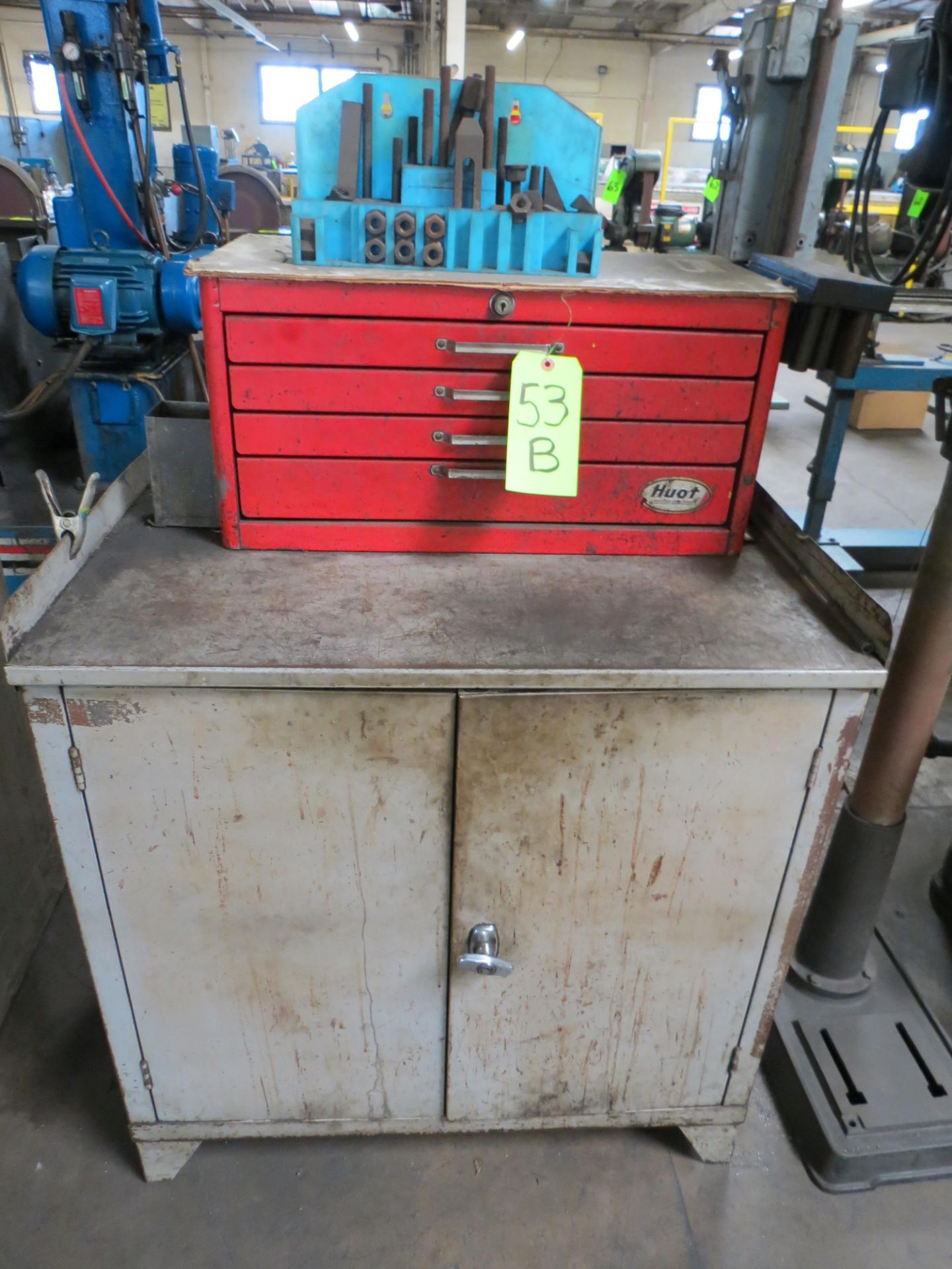 LOT 4-DRAWER TOOL CABINET & 2-DOOR CABINET WITH COLLETS, END MILLS, GRINDING POINTS. MACHINIST