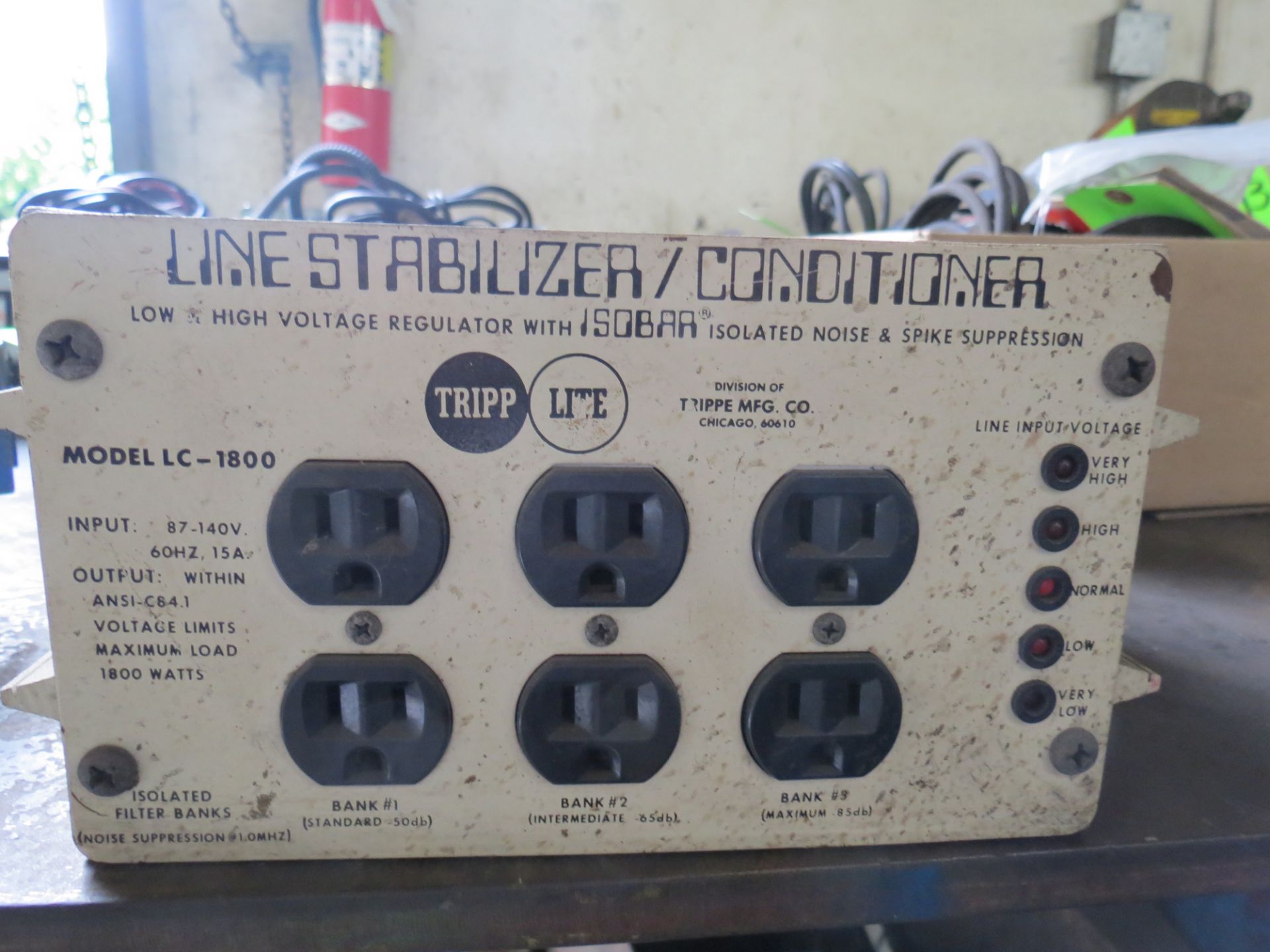 TRIPPLITE MODEL LC-1800, LINE STABALIZER / CONDITIONER, 6-OUTLETS - Image 2 of 2