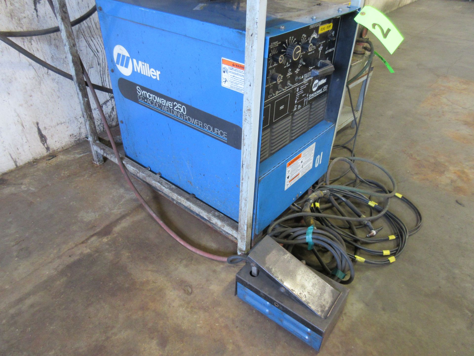 MILLER SYNCROWAVE 250 CONSTANT CURRENT AC/DC ARC WELDER W/ FOOT CONTROL - Image 2 of 2