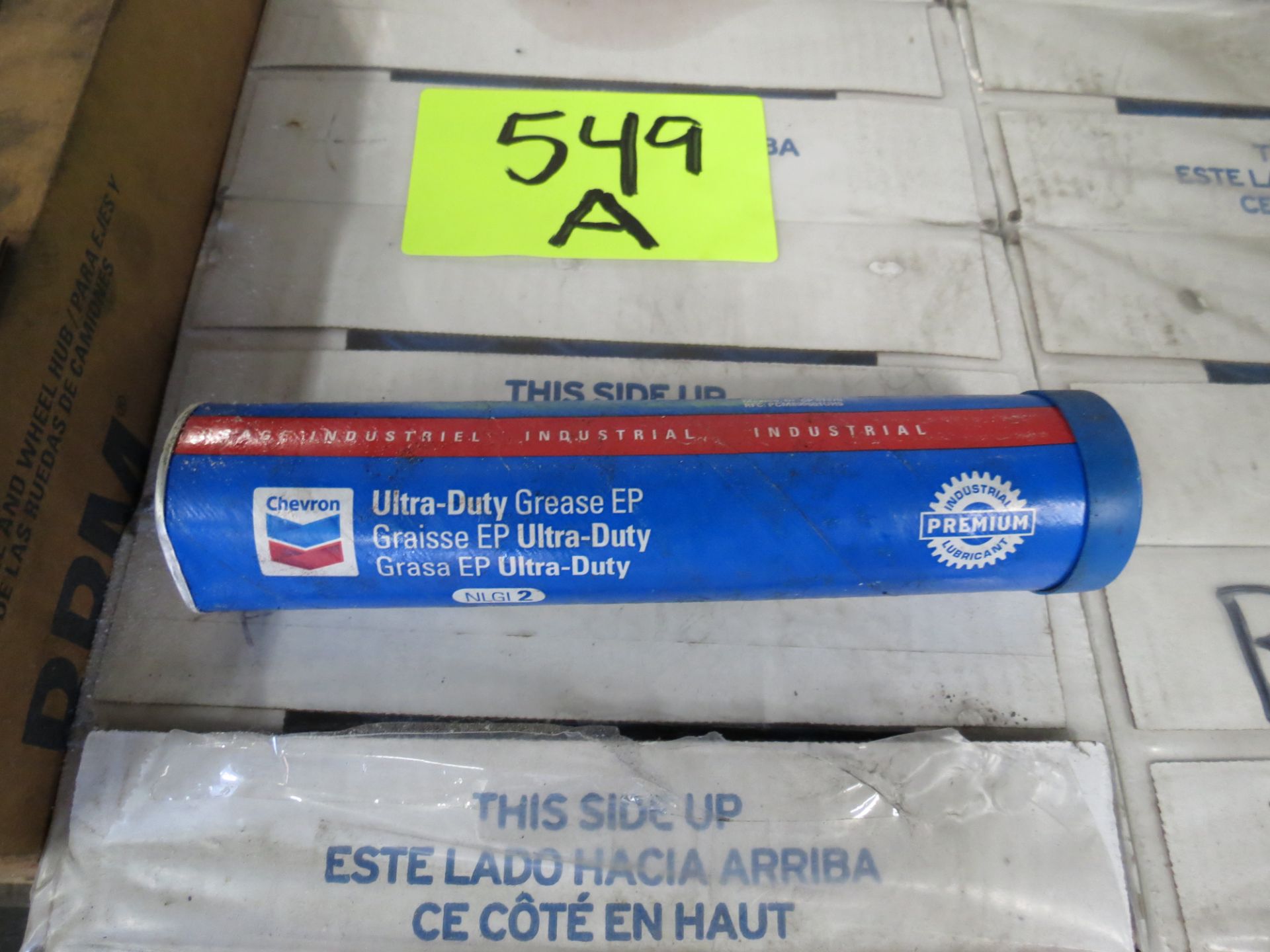 PALLET OF CHEVRON ULTRA DUTY GREASE EP & ASSORTED LUBRICANTS - Image 2 of 2