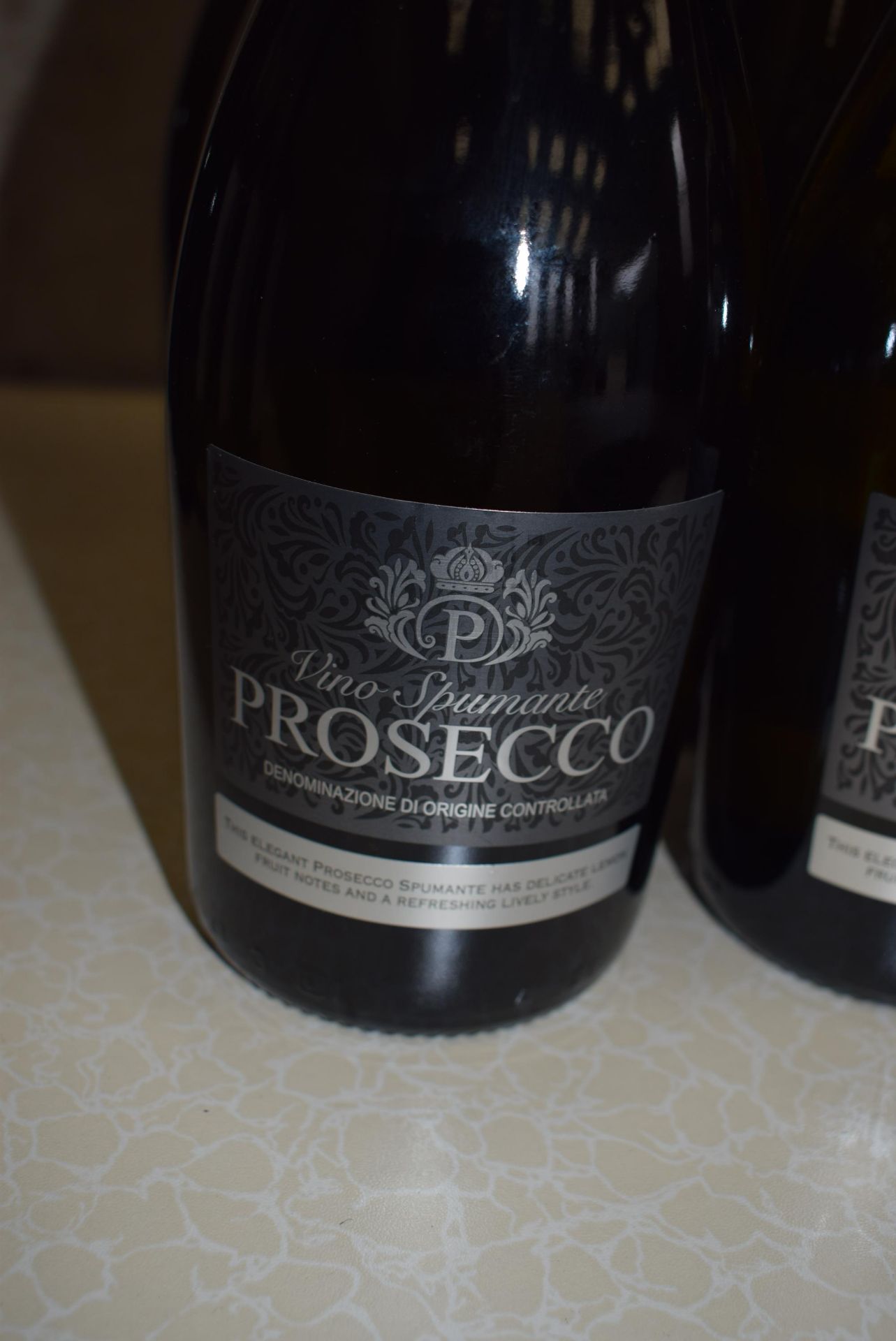 6 x Vino Spumante Prosecco 5 Star Rated - Image 2 of 3