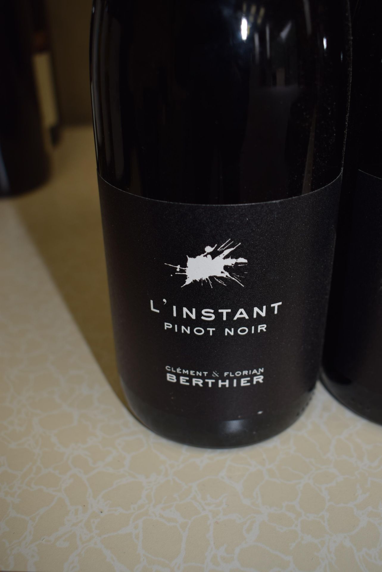 6 x Clément and Florian Berthier PINOT NOIR L'INSTANT 2020 - Image 2 of 4