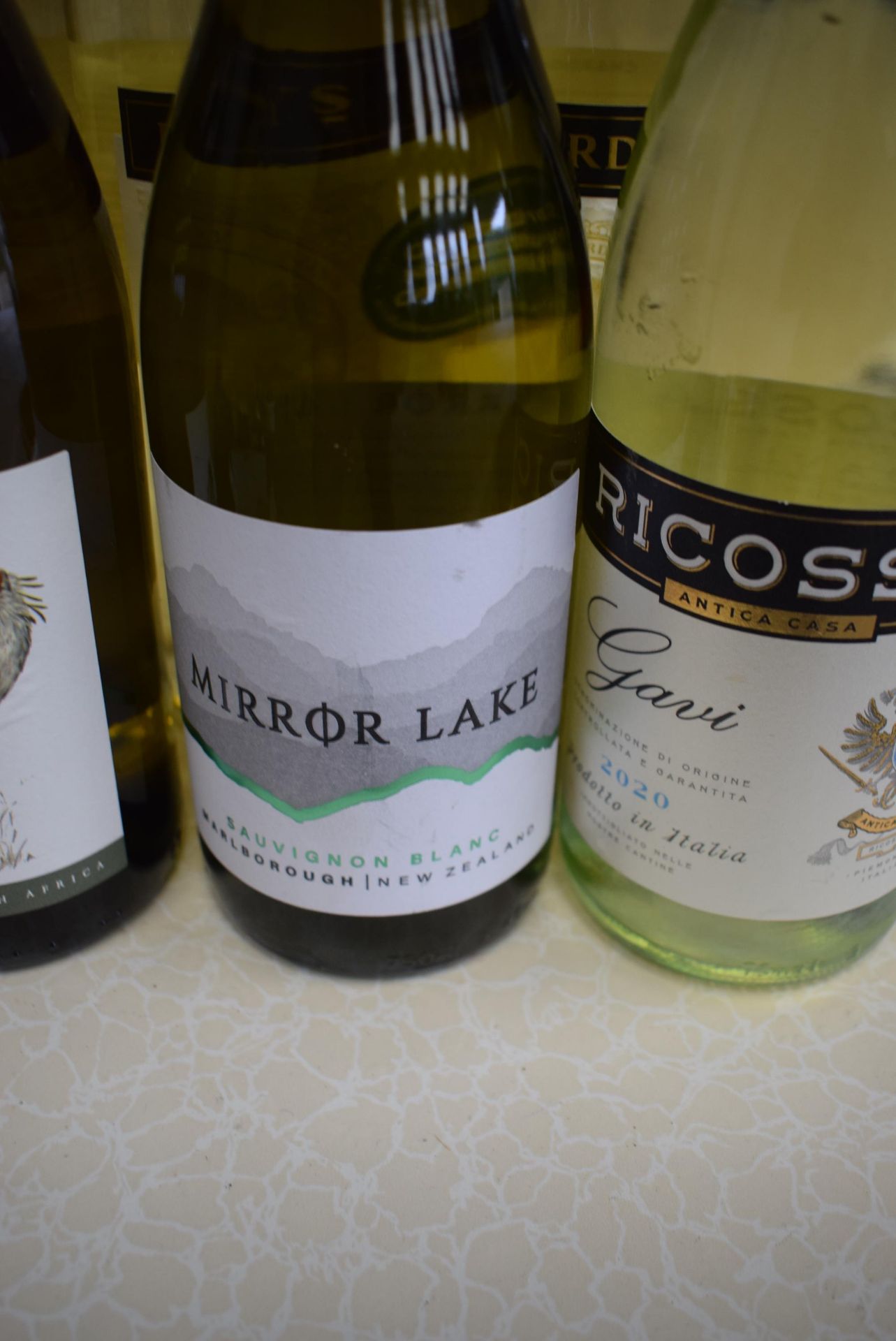 6 x Mixed White Wines as per description - Image 3 of 5