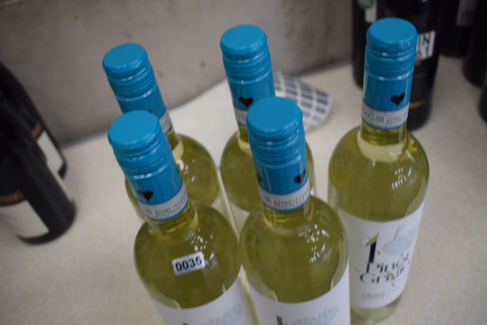 5 x I Heart I Love Pinot Grigio 75cl - Image 3 of 3