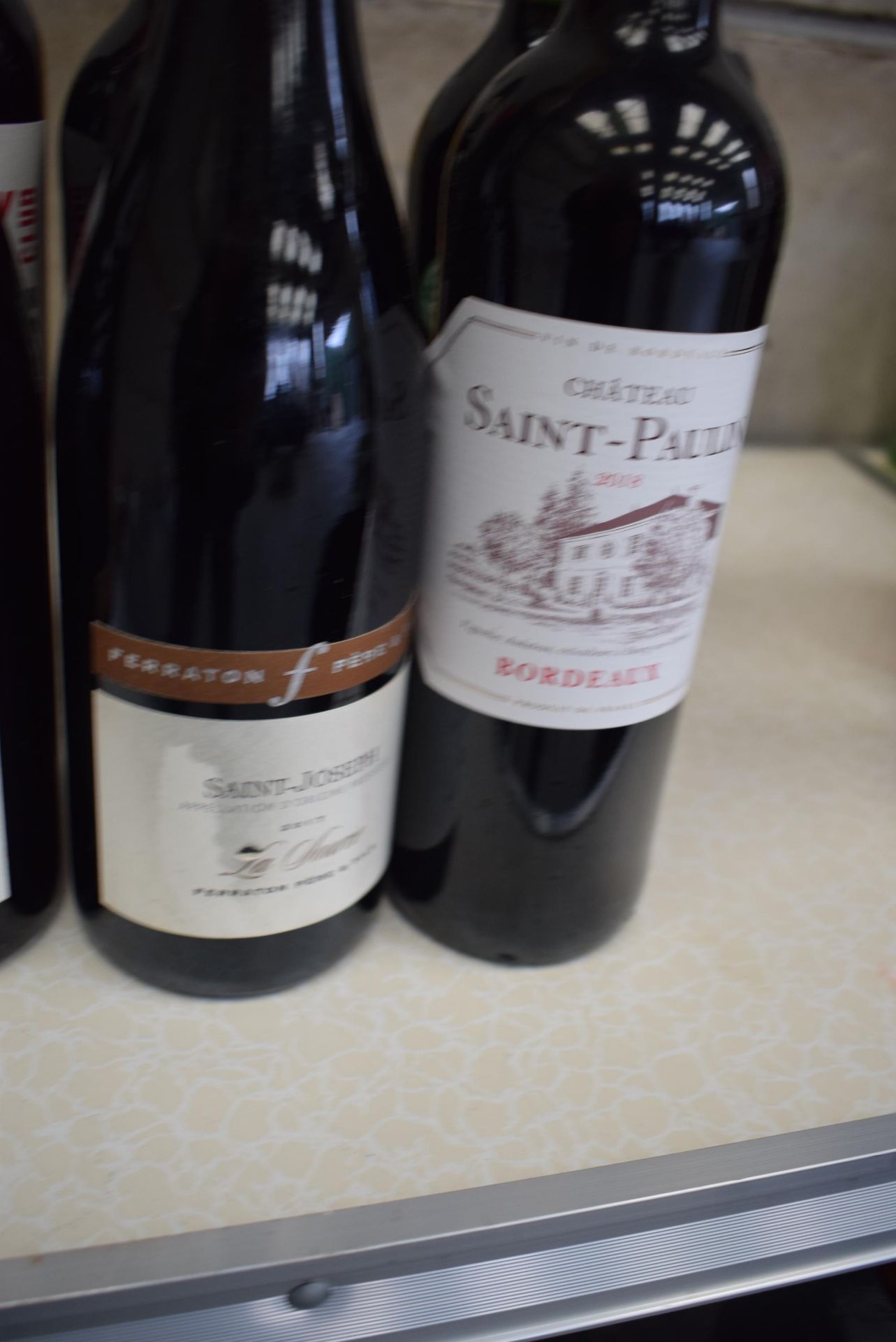 6 x Mixed Reds 2 x SAINT-JOSEPH - LA SOURCE 1 x Saint Paulin 1 x Beefsteak malbec 2x Hardys Merlot - Image 4 of 8