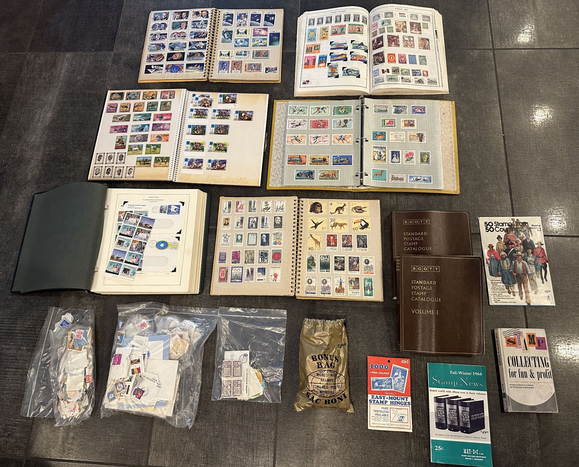 GIANT VINTAGE STAMP COLLECTION, MANY ALBUMS