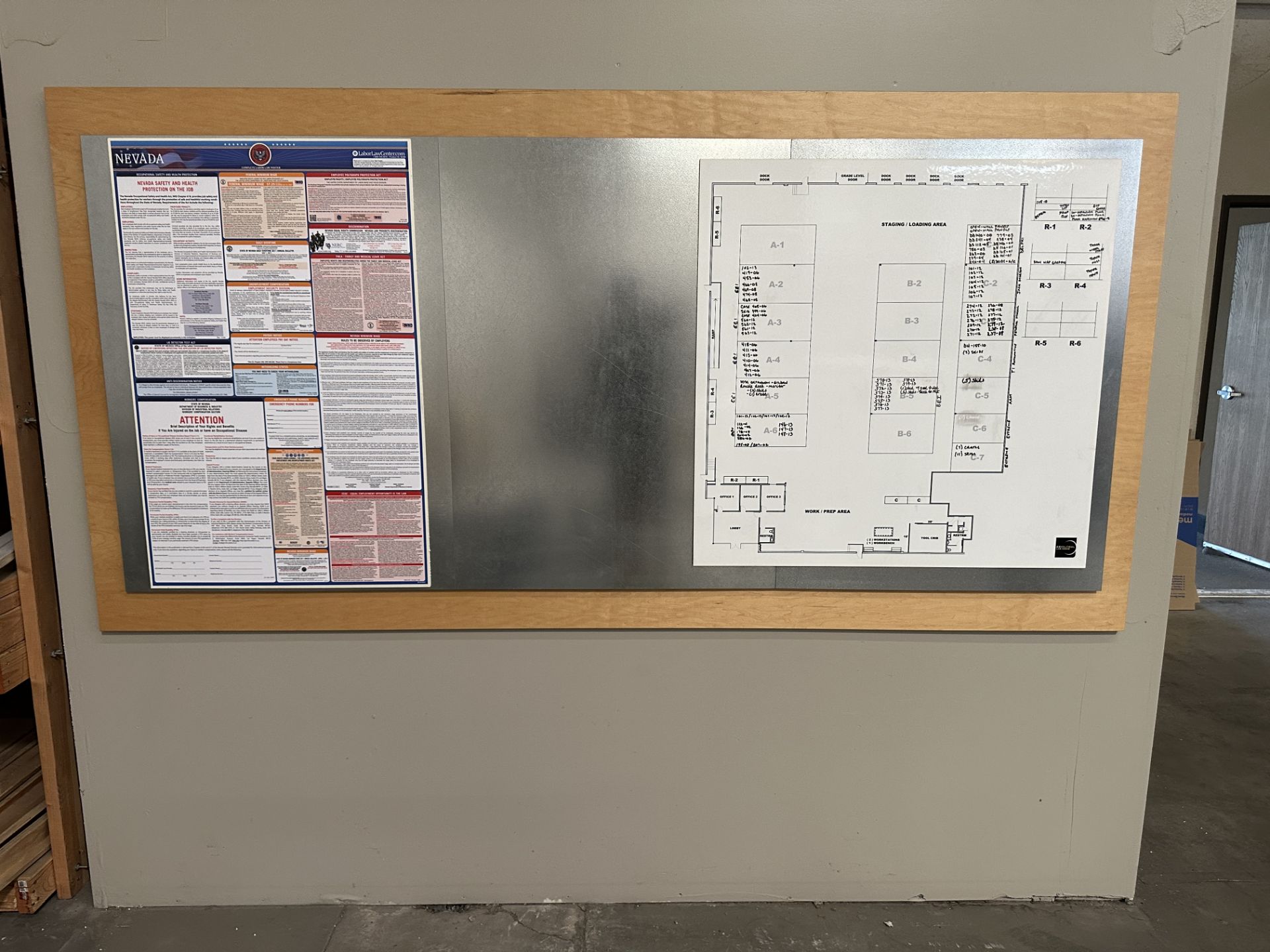 SAFETY BOARD 4X8" EASY WALL MOUNTED
