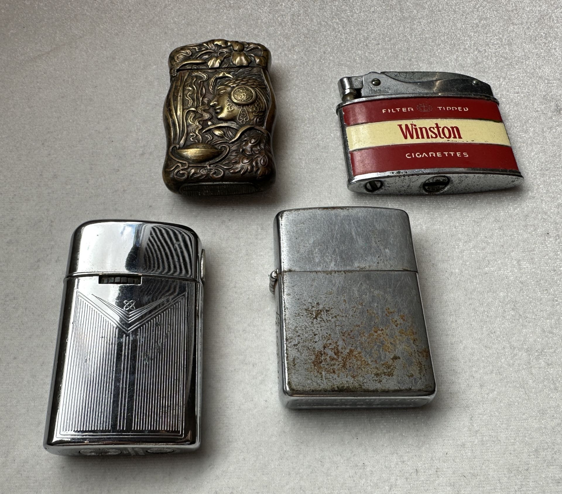 4 VINTAGE LIGHTERS , ZIPPO ETC - Image 5 of 5