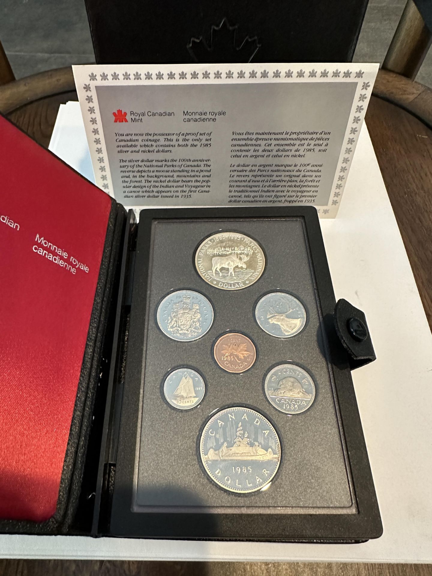ROYAL CANADIAN MINT 1985 PROOF SET SILVER DOLLAR IN SET