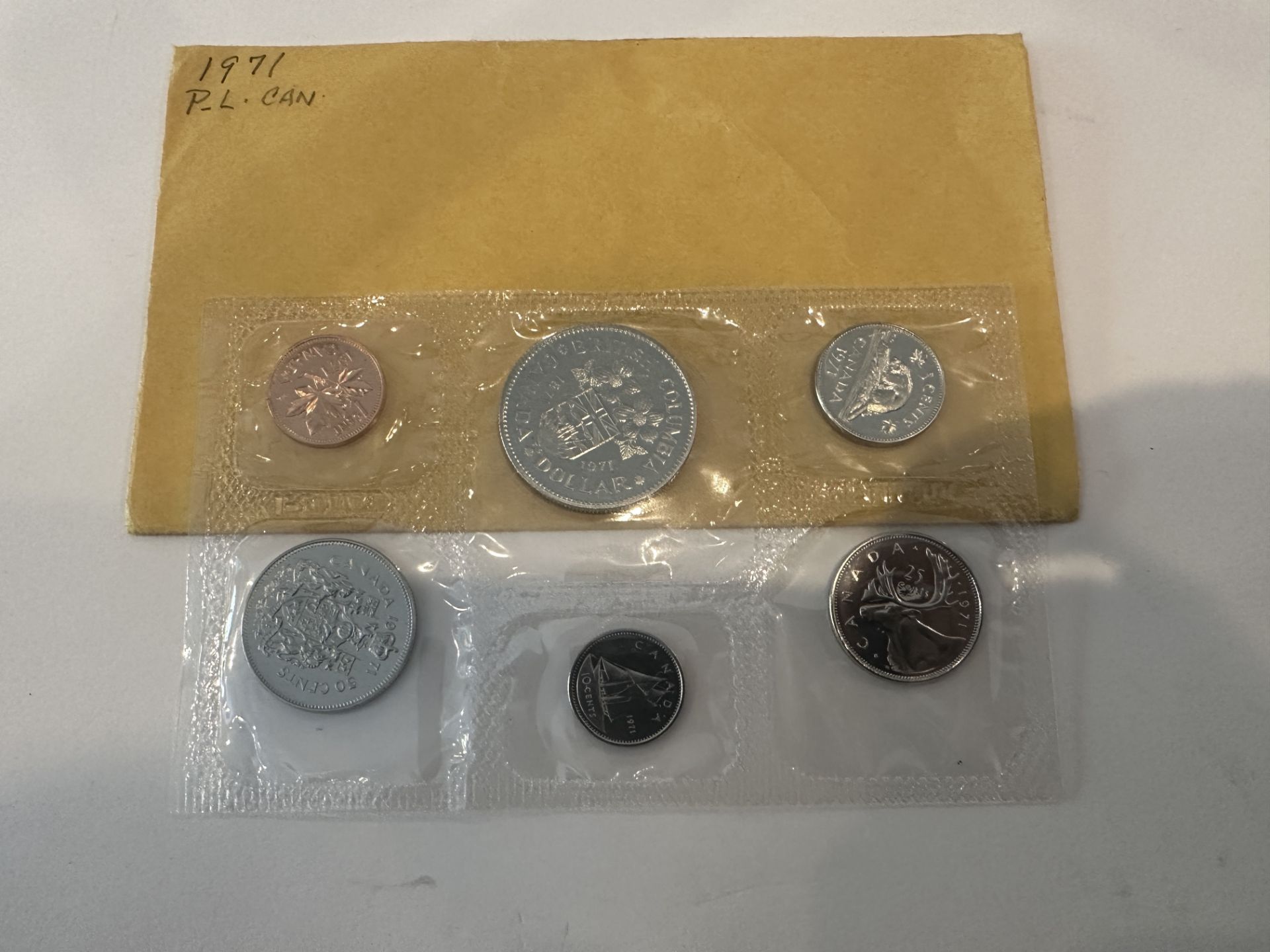 CANADIAN MINT COIN PROOF SET , DATE INDICATED IN PHOTOS