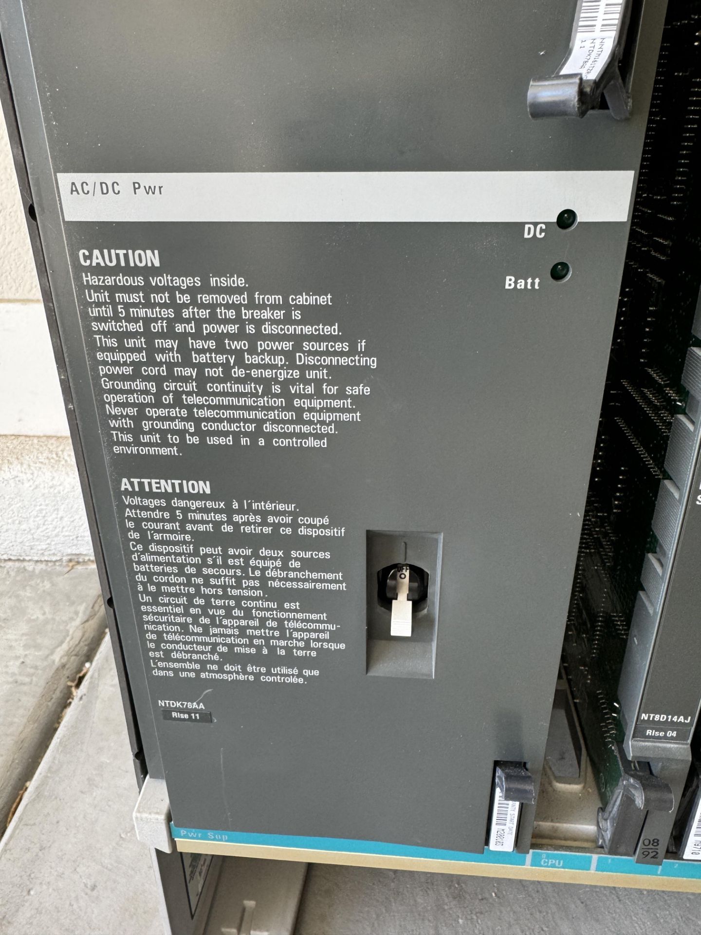 Nortel NTAK11BA Meridian 1 Option 11 Telephone System Cabinet - Image 3 of 4
