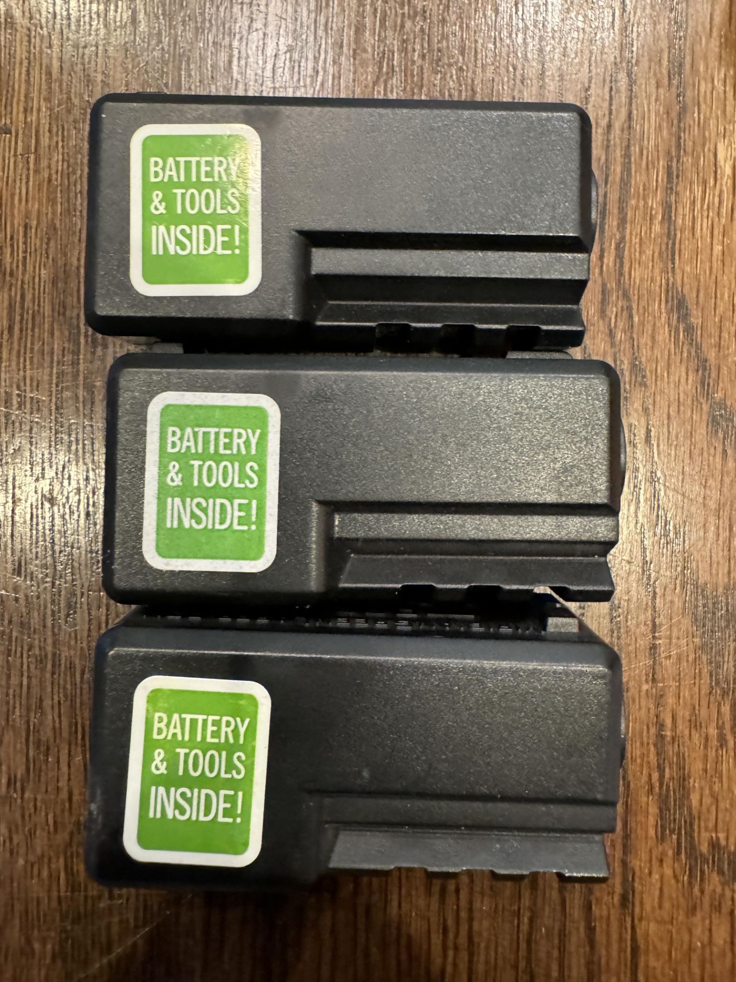 VIRIDIAN GREEN LASER BATTERY + TOOL KITS - Image 2 of 2