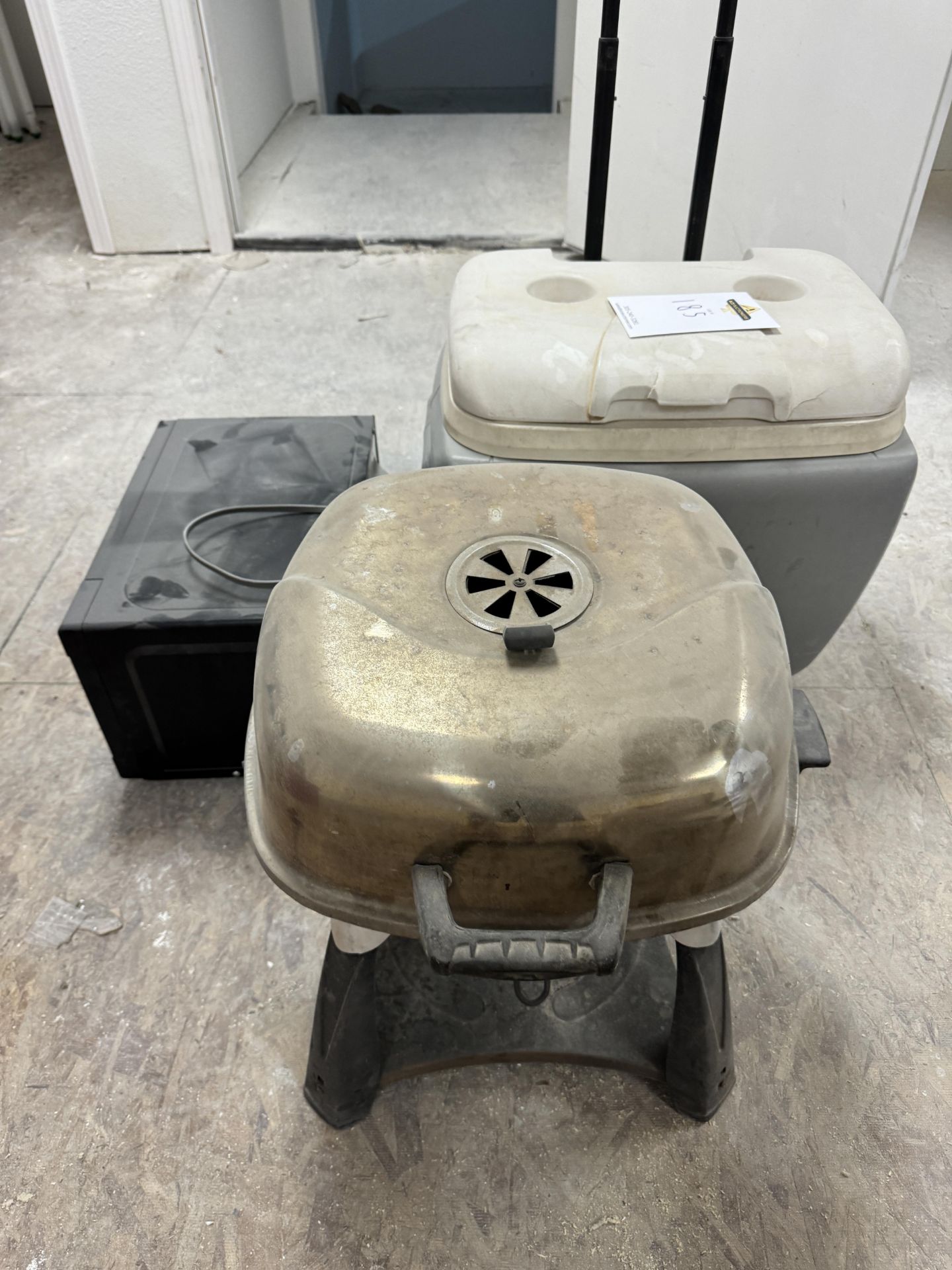 GRILL , MICROWAVE, COOLER ON WHEELS - Image 2 of 3