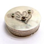 800 silver citrine / peridot set circular lidded box - 5.5cm diameter & 52g total weight and has