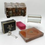 Arthur Price boxed silver plated sifting spoon t/w treasure chest box etc