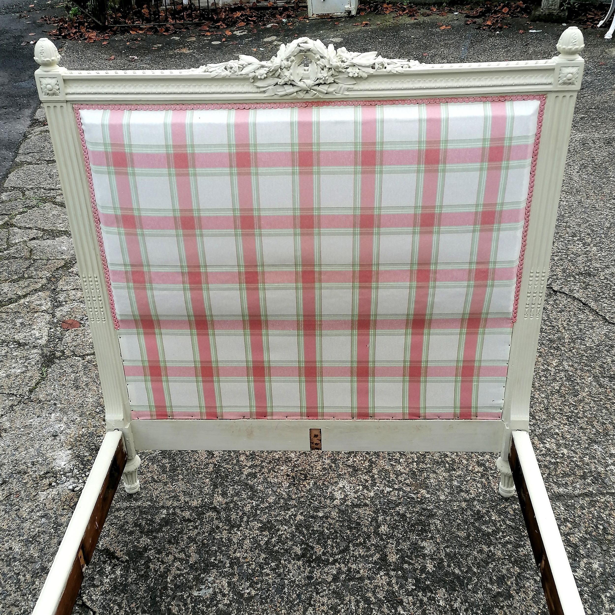 French carved painted single bed upholstered in pink checked fabric. headboard 123cm high x 110cm - Image 2 of 3