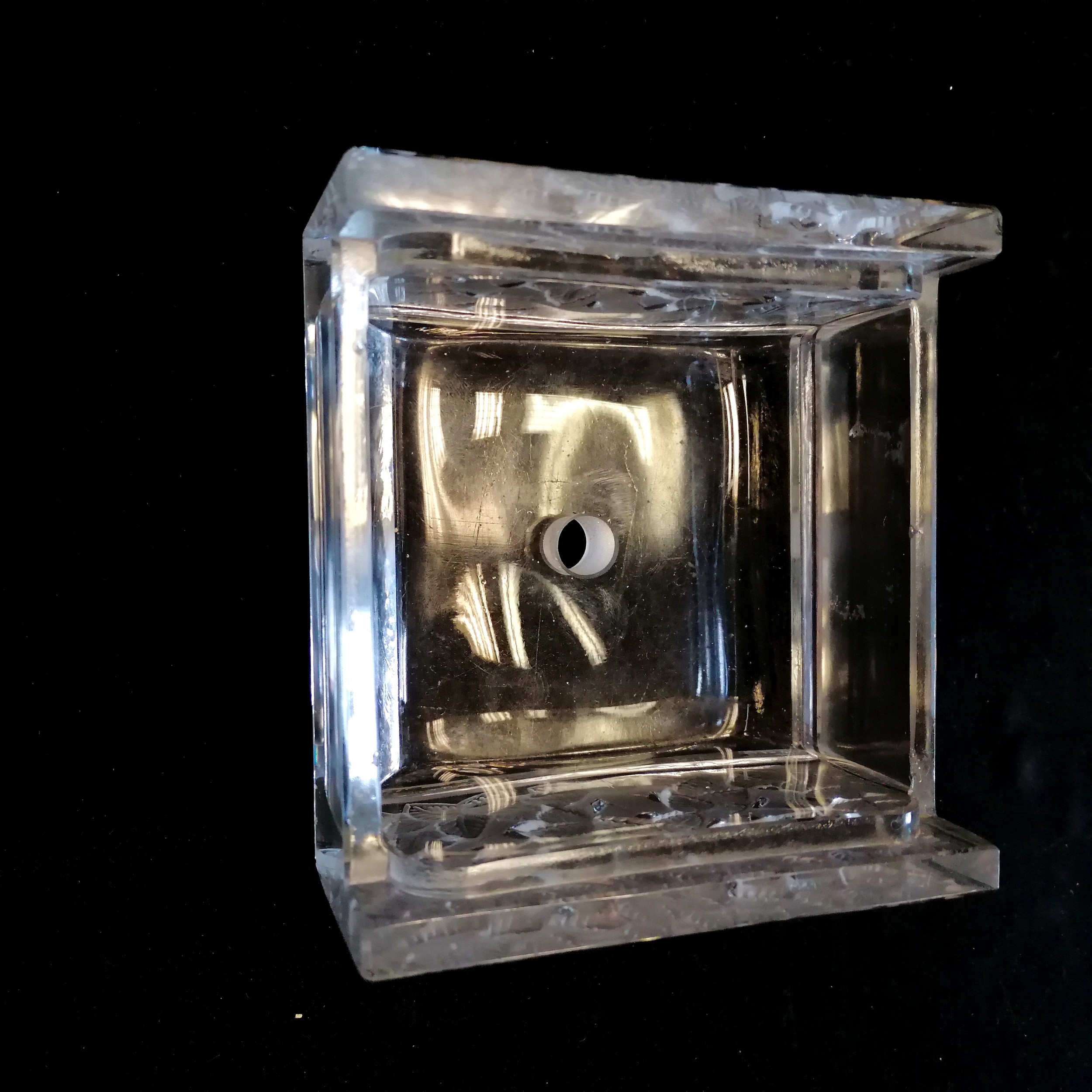 R Lalique colmar cigarette box - 10cm x 11cm ~ missing lid, has hole in centre & has chips to some - Image 4 of 5