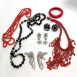 Dauplaise 116cm black & silvered bead necklace t/w large clip-on earrings (3.5cm across), red