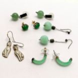 5 x pairs of earrings - 3 x jade(ite) inc Metropolitan Museum of Art, green glass balls & Thailand