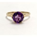 Unmarked gold amethyst solitaire ring - size K½ & 1.7g total weight