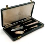 1946 (D/E) Mappin & Webb cased silver christening set of knife / fork / spoon - total weight (3) 94g