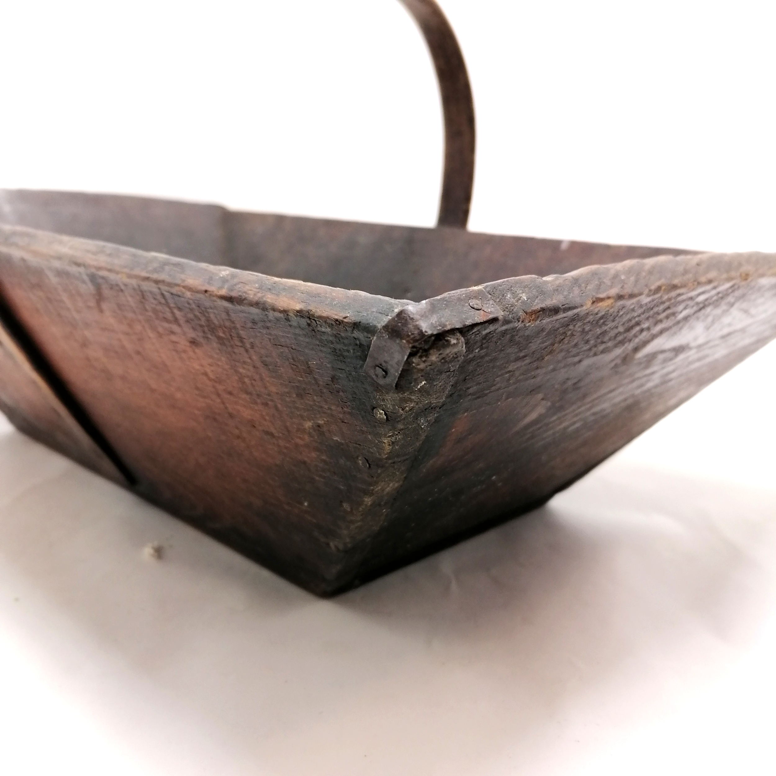 Antique wooden trug 50cm long x 30cm 26cm high - Image 2 of 3