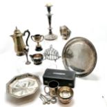 Qty of silver plated wares inc sauceboat, Elkington candlestick (converted to lamp) etc