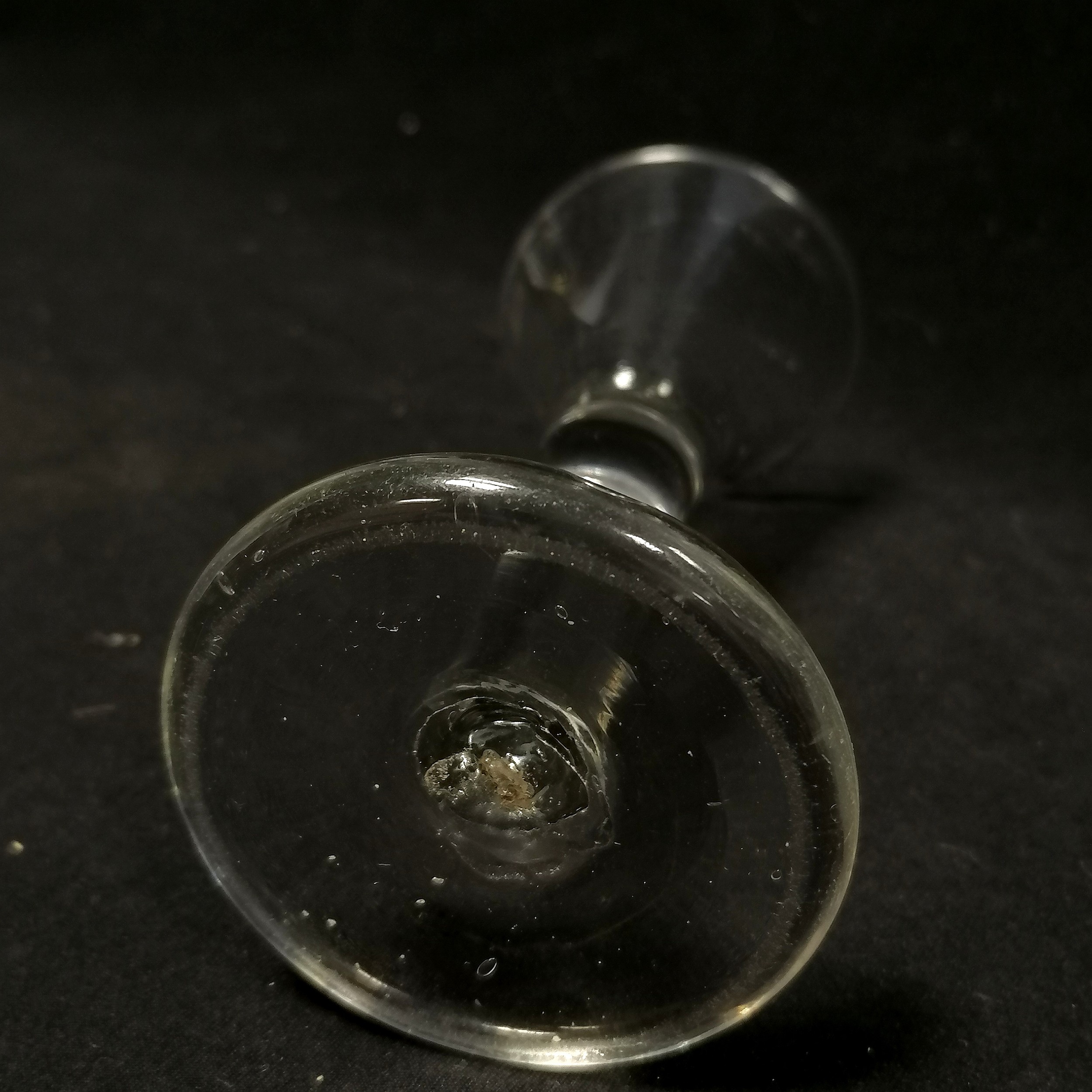 Antique toastmasters glass with trumpet bowl and heavy base - 13cm high & 6.5cm base ~ air bubble to - Image 3 of 4