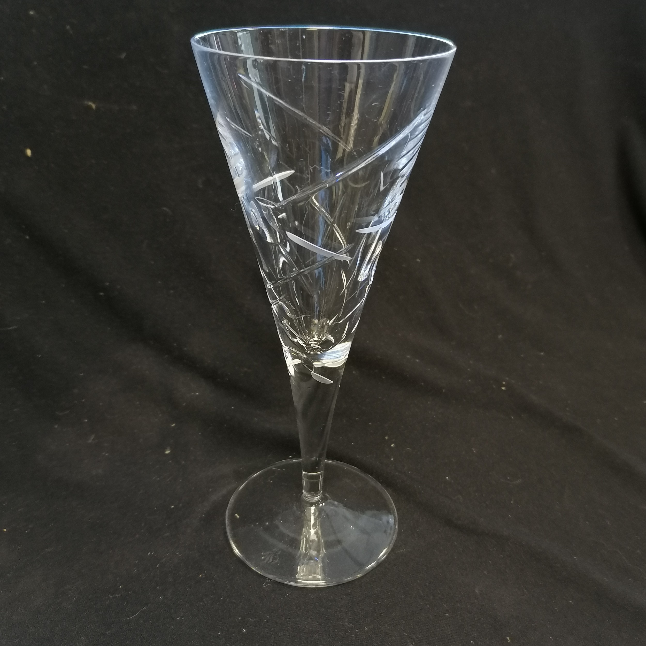 Royal Doulton boxed set of 6 x lunar goblets - Slovakian crystal glasses 21cm high & 2 have a chip - Image 6 of 6