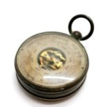 Antique French aneroid pocket barometer marked on dial V.R Ste S.G.D.G - 4.5cm diameter - and
