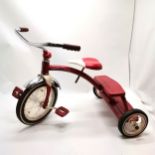 Vintage Radio Flyer red and cream tricycle MD221. 53cm X 75cm. In overall good used condition.